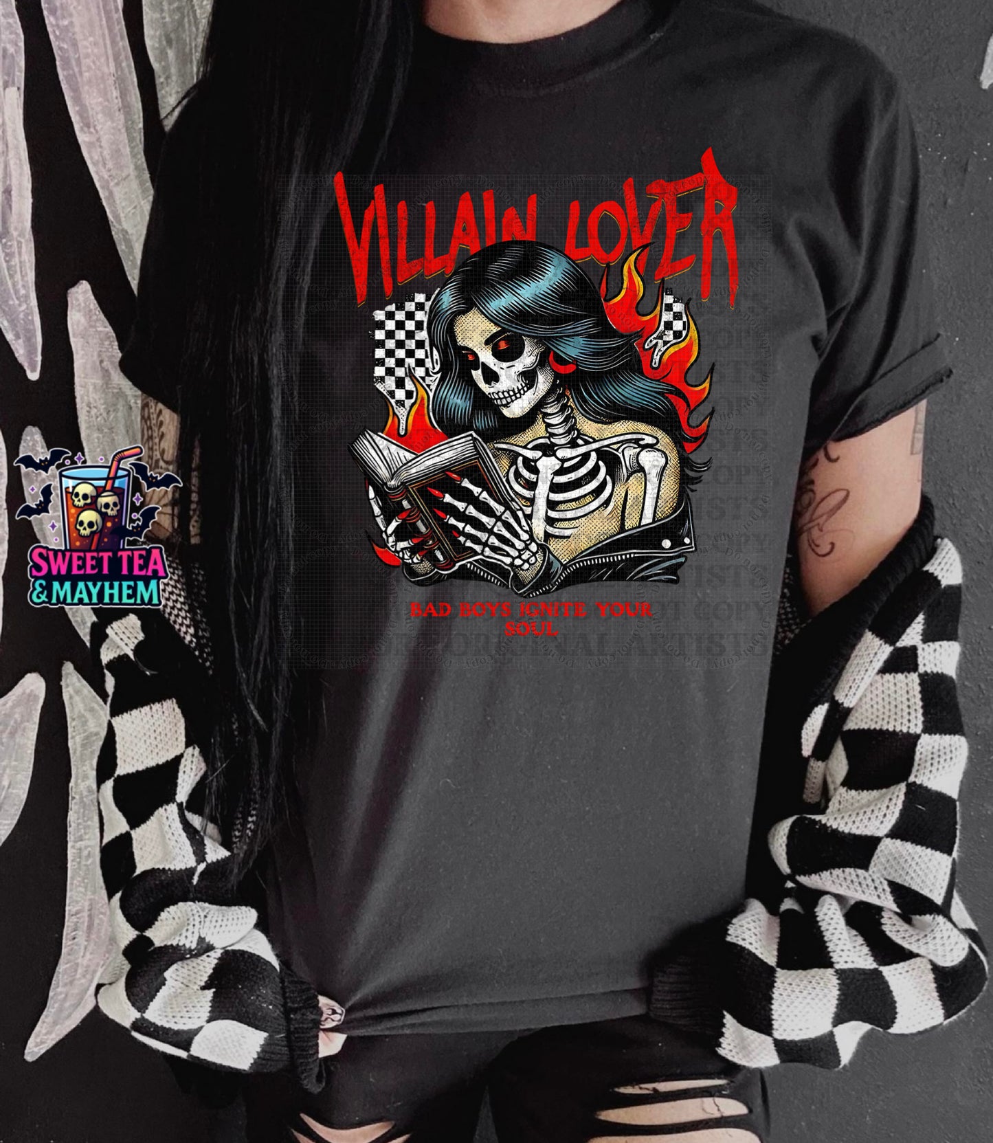 *Exclusive* Villain Lover